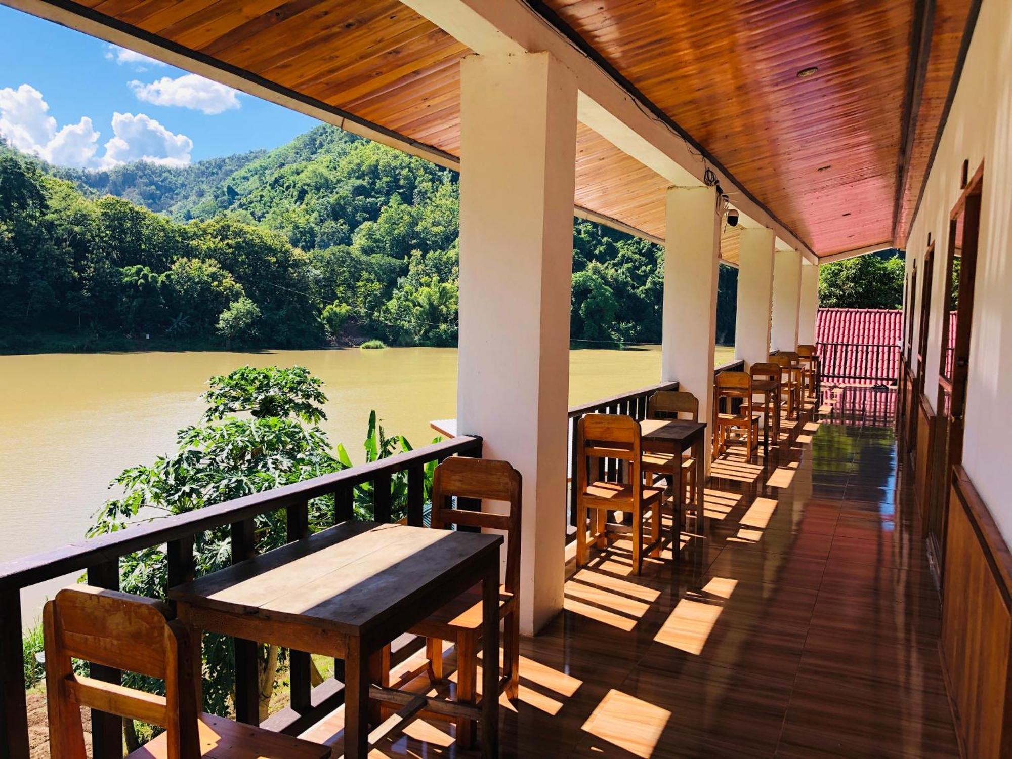 Nongkhaiw River View Nong Khiaw ภายนอก รูปภาพ