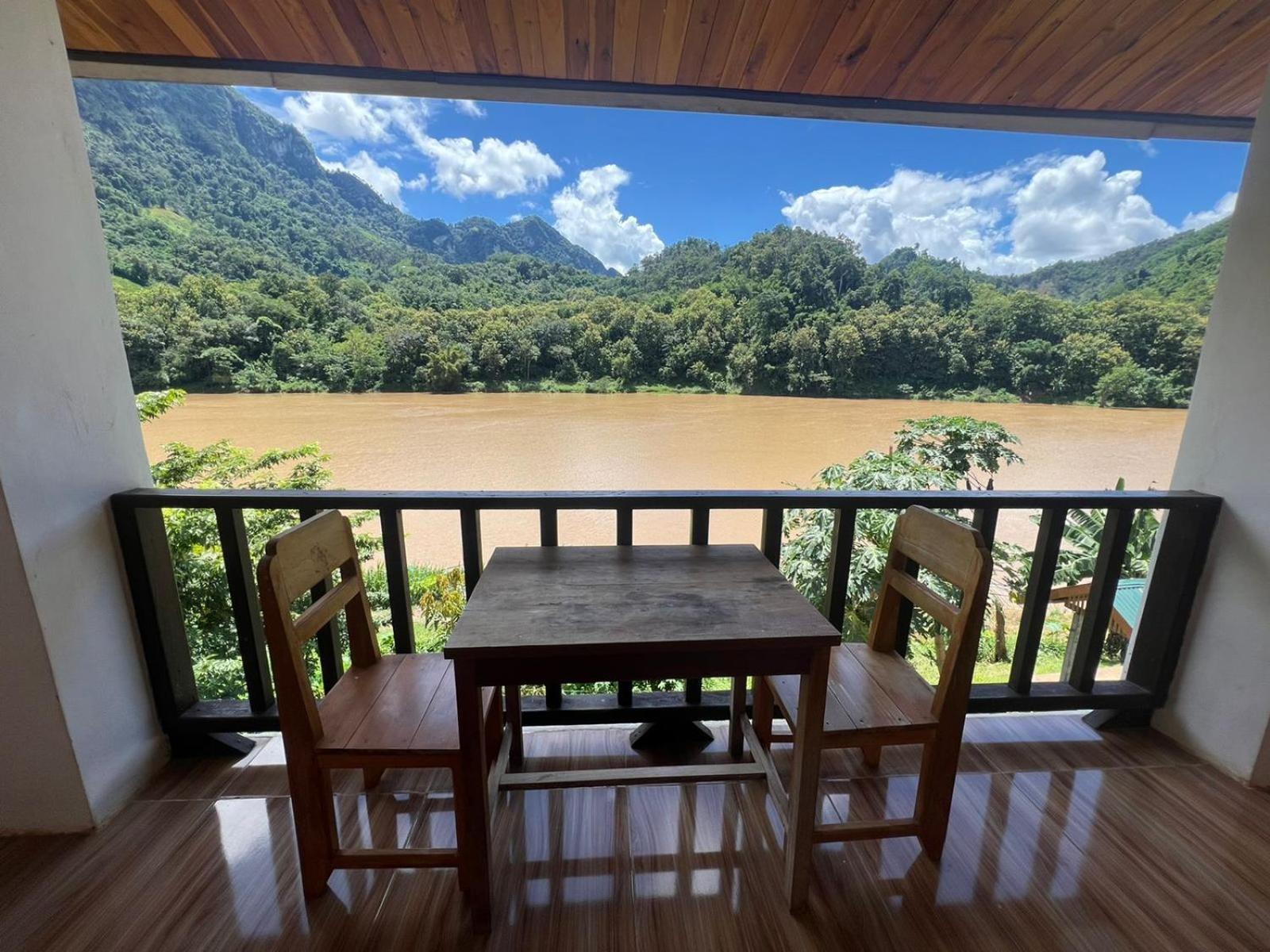 Nongkhaiw River View Nong Khiaw ภายนอก รูปภาพ
